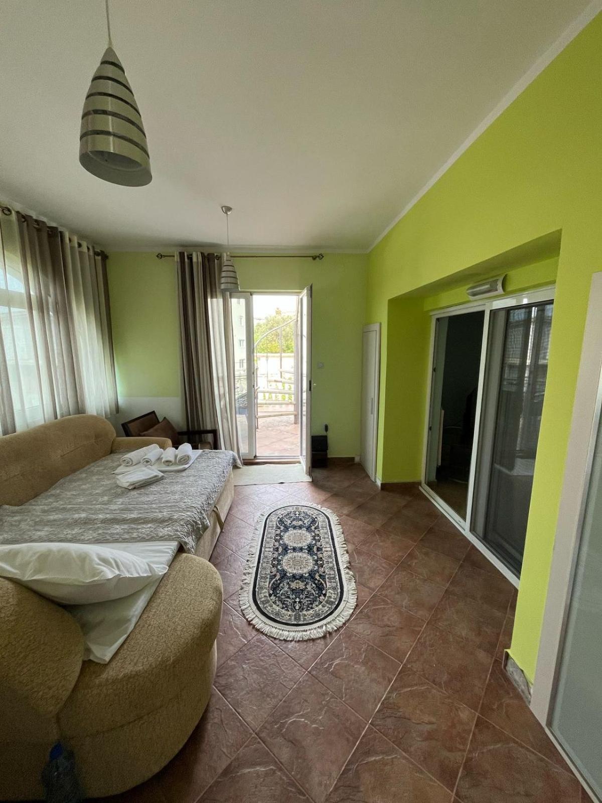 Andolly Apartment *